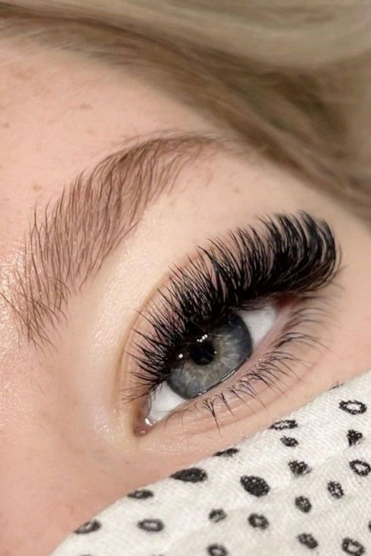 Volume lashes 3